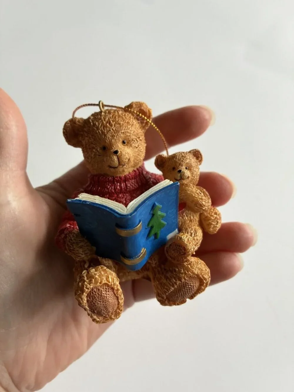 2001 Kohl's Cares for Kids Teddy Bear Reading Christmas Tree Ornament Vintage